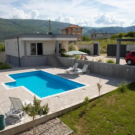 Сasa de vacaciones Holiday Endless Summer Mostar