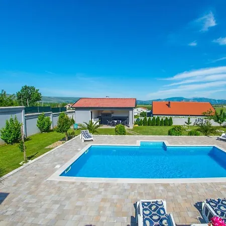 Holiday Endless Summer Сasa de vacaciones Mostar